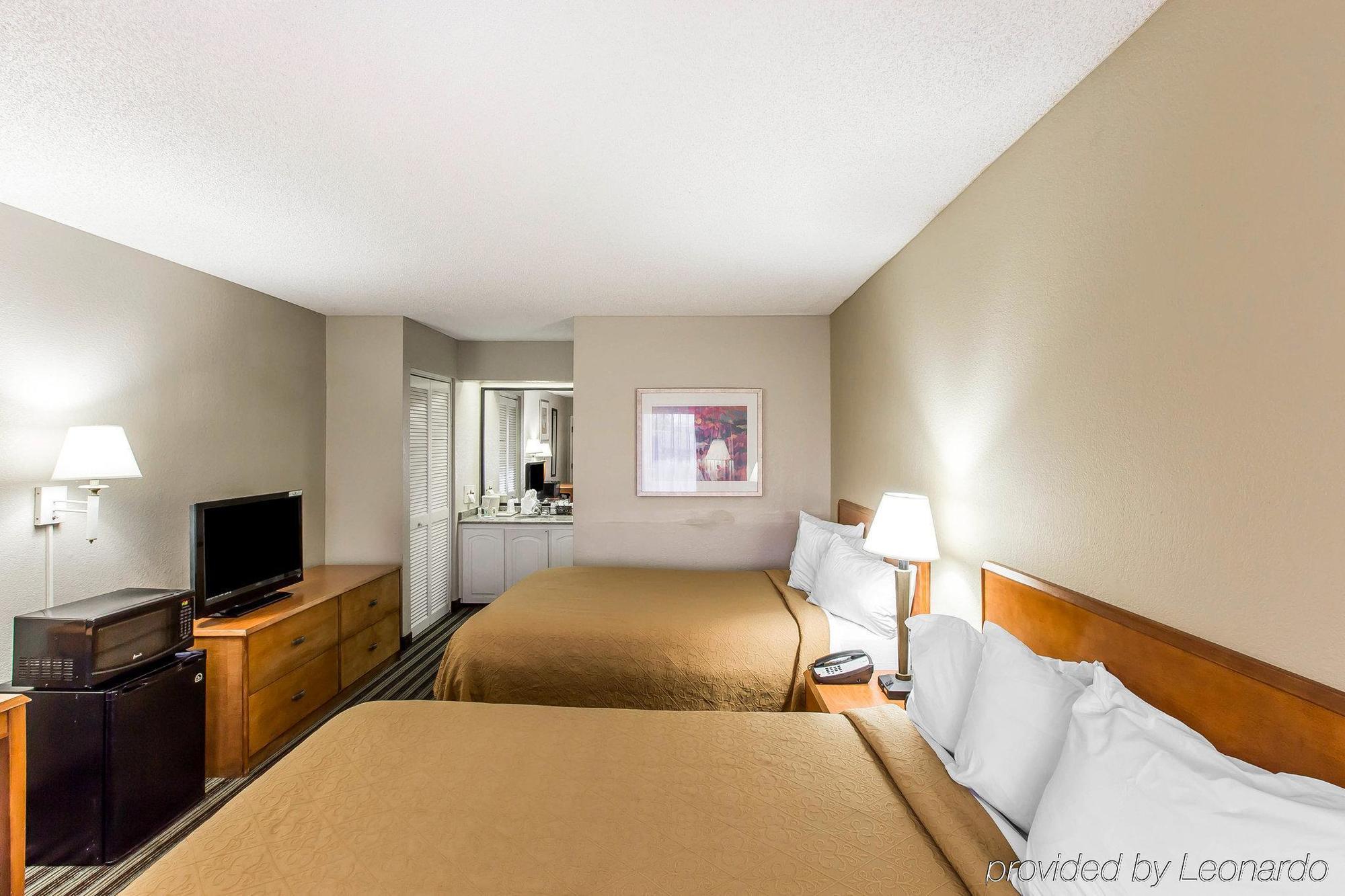 Quality Inn At The Mall - Валдоста Экстерьер фото